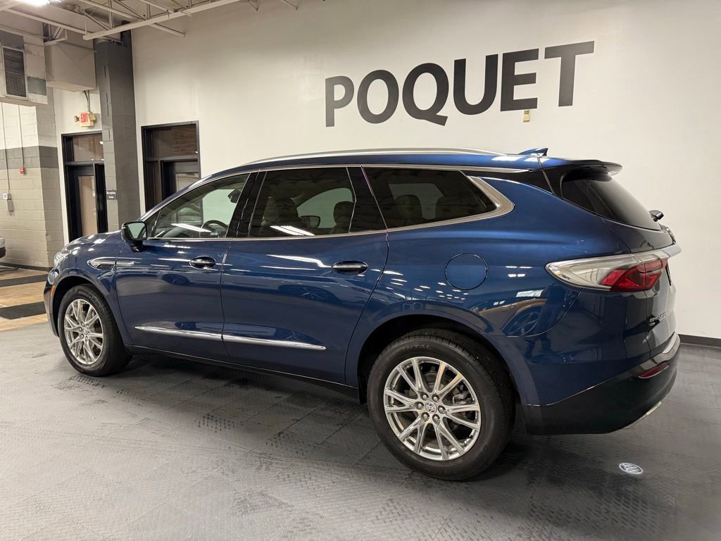 Used 2023 Buick Enclave Essence w/ Experience Buick Package AWD/4WD image 7