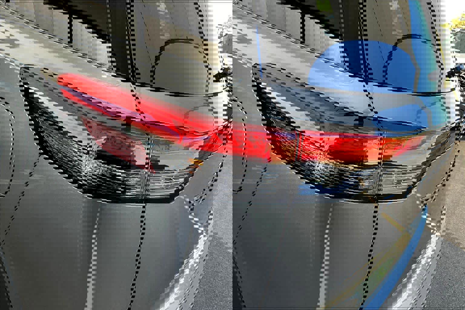 New 2026 Nissan Pathfinder SL image 12