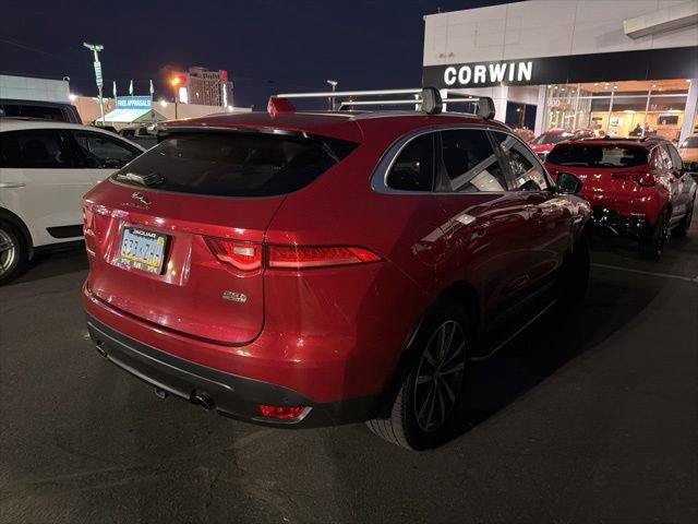 Used 2018 Jaguar F-PACE Prestige image 15