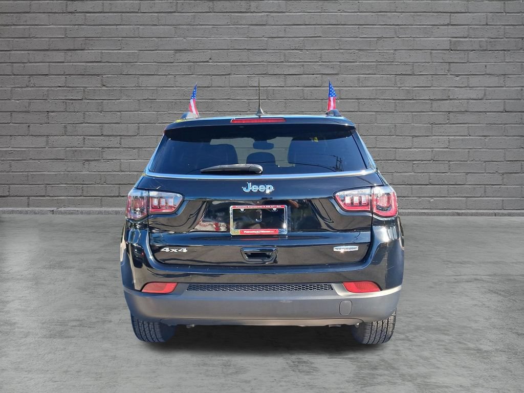 Used 2023 Jeep Compass Latitude AWD/4WD image 7