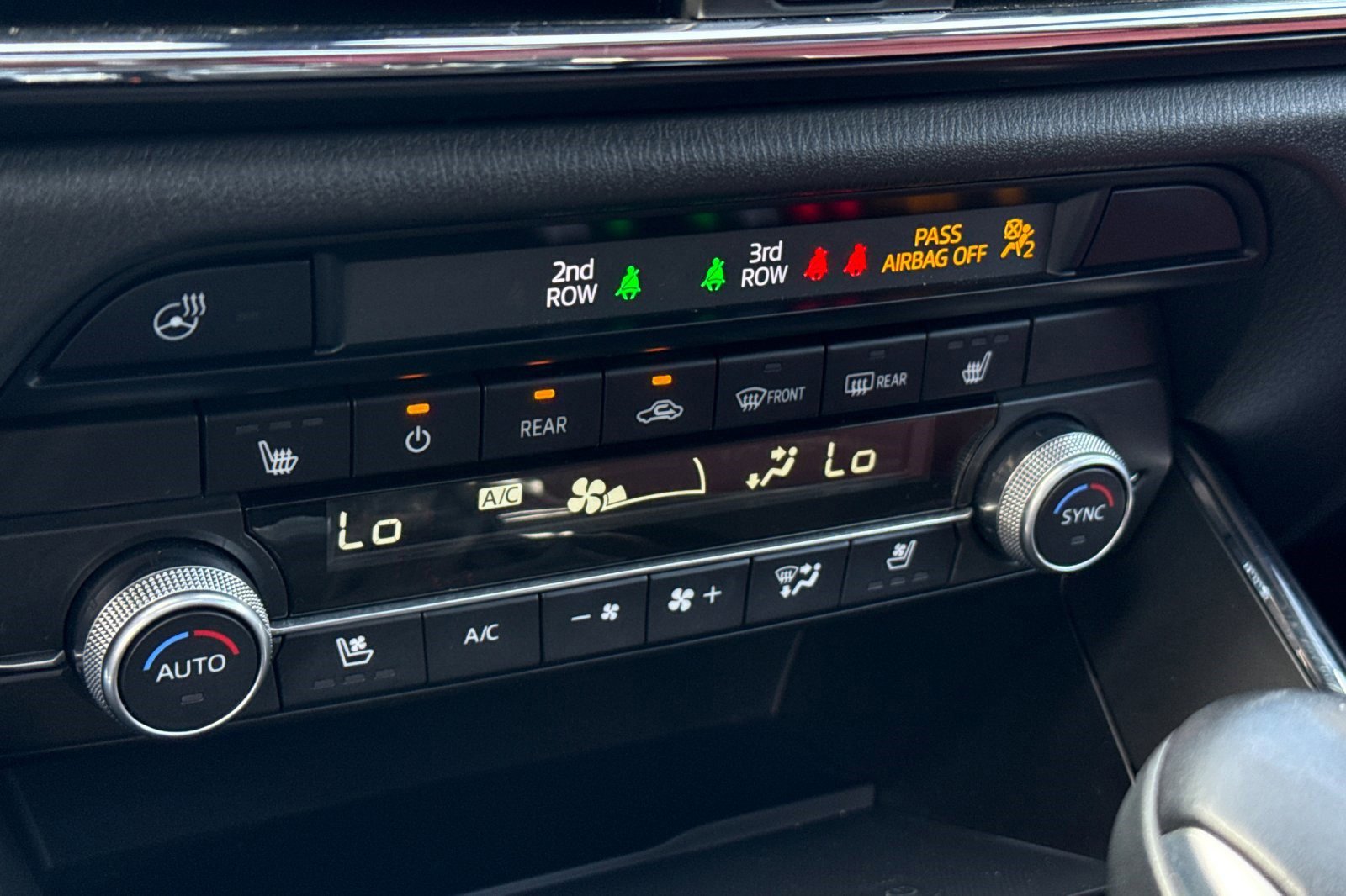 Used 2023 MAZDA CX-9 Carbon Edition image 17