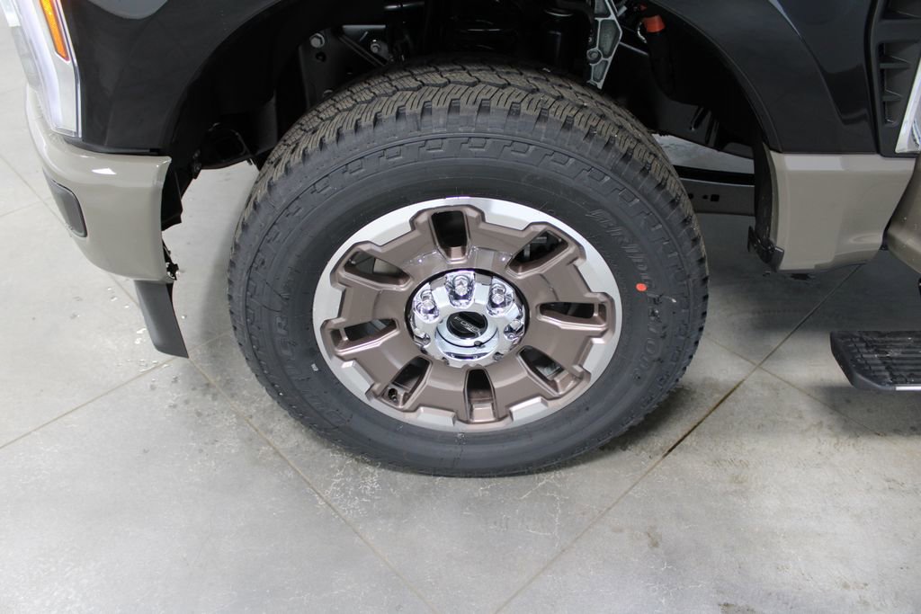 New 2026 Ford F250 King Ranch w/ FX4 Off-Road Package image 57