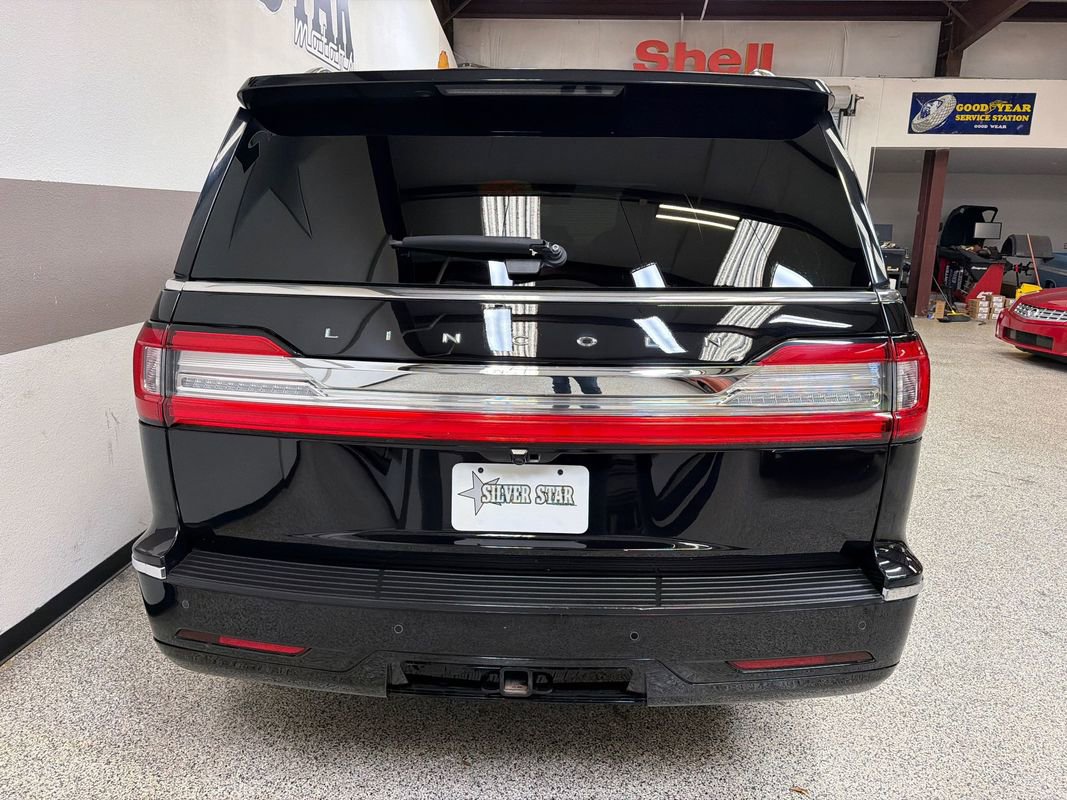 Used 2019 Lincoln Navigator Reserve AWD/4WD image 38