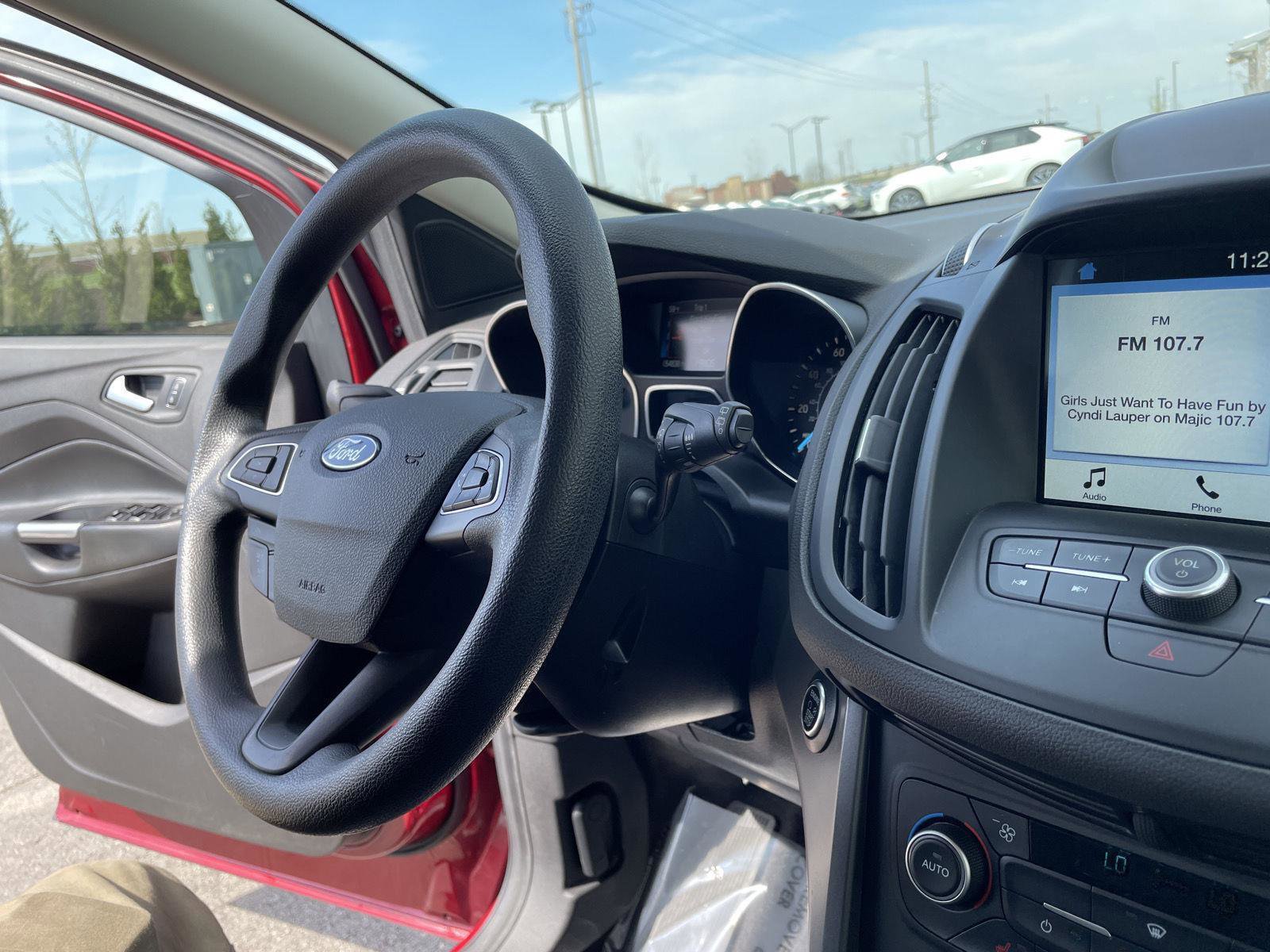 Used 2019 Ford Escape SE image 27