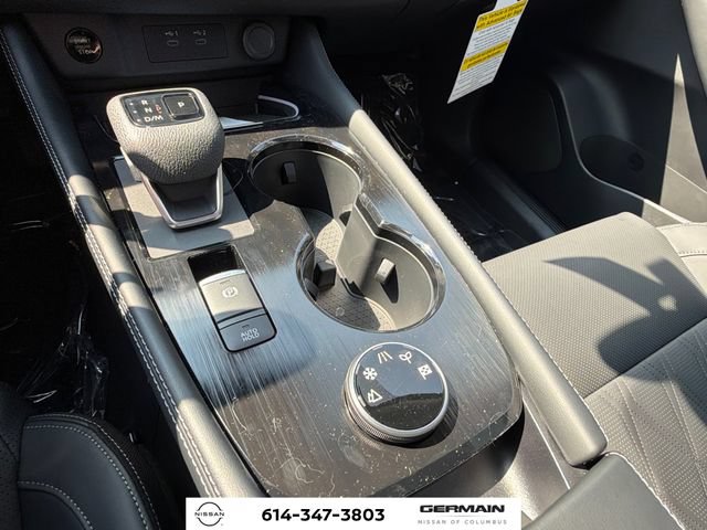 New 2026 Nissan Rogue Platinum w/ Platinum Premium Package AWD/4WD image 25
