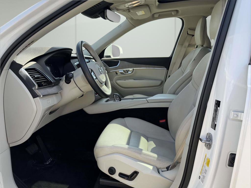 Used 2023 Volvo XC90 B6 Plus w/ Protection Package AWD/4WD image 15