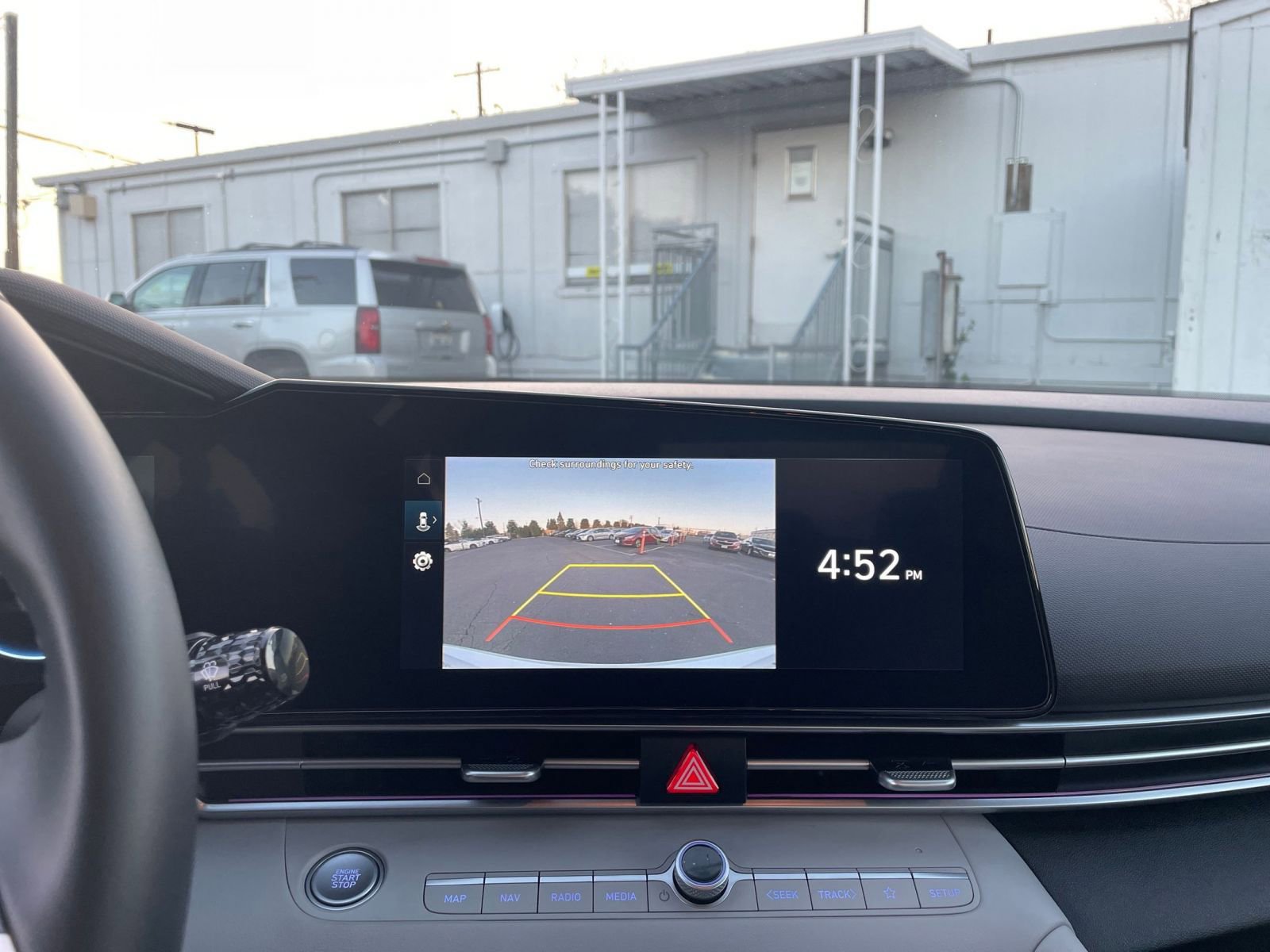 Used 2025 Hyundai Elantra Limited image 25