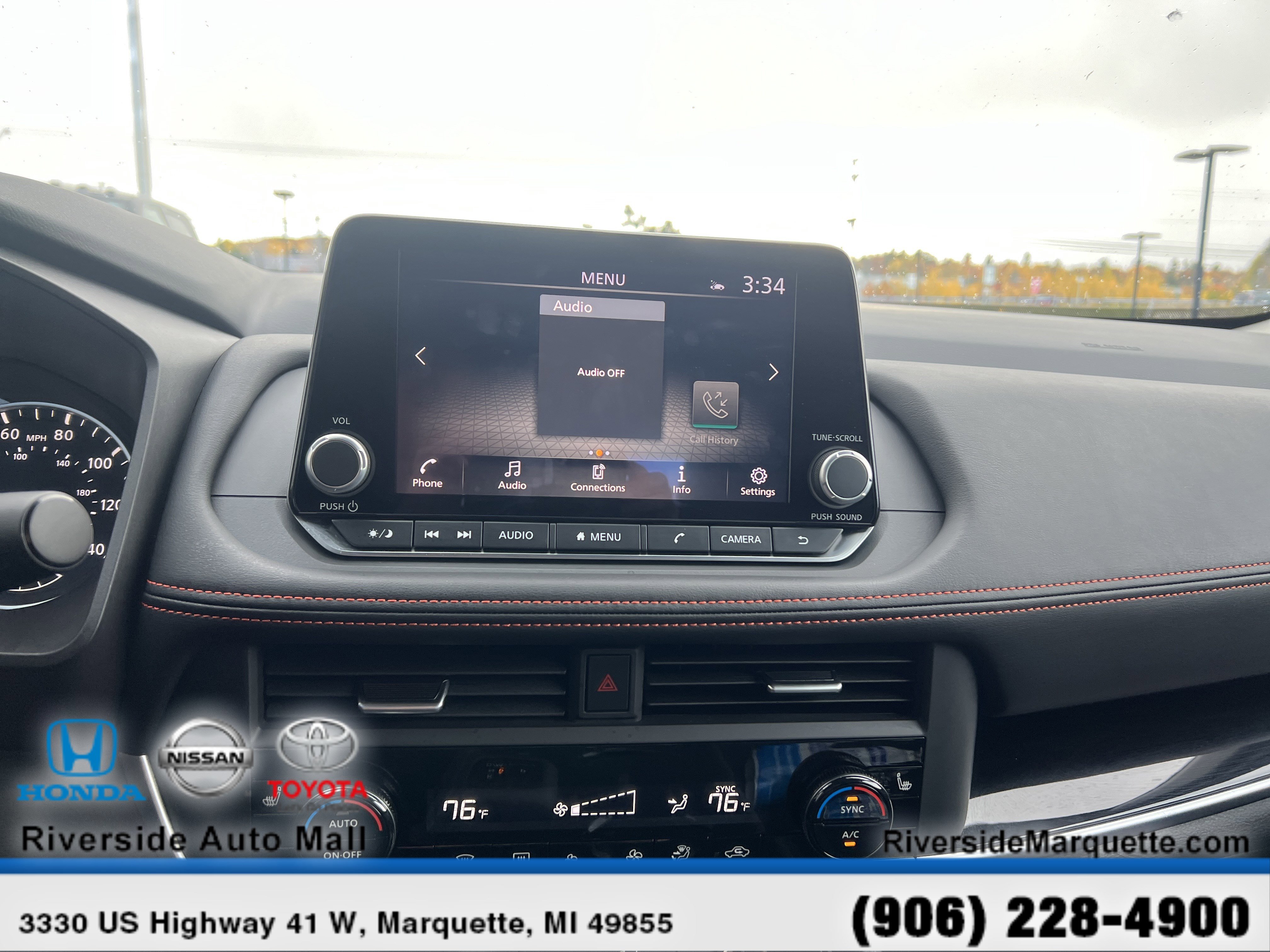 Used 2025 Nissan Rogue SV AWD/4WD image 17