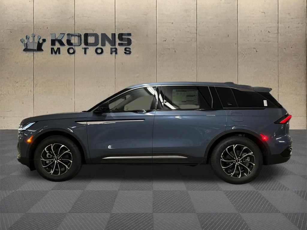 New 2026 Lincoln Nautilus Premier AWD/4WD image 4