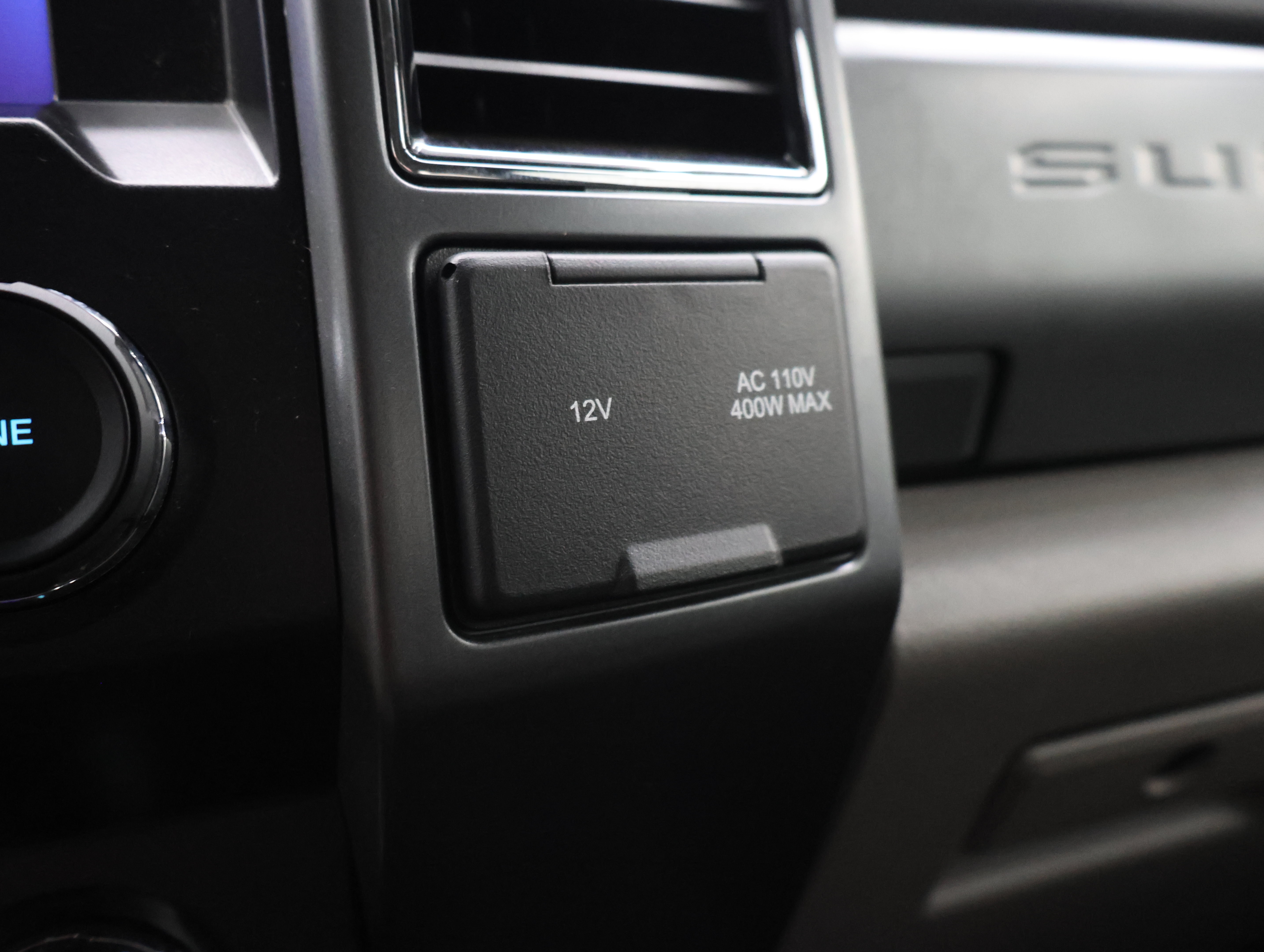 Used 2021 Ford F250 XLT w/ XLT Premium Package AWD/4WD image 49