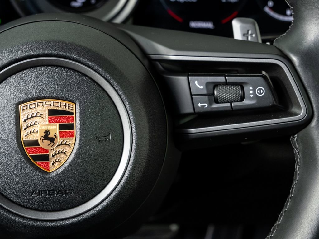 Certified 2024 Porsche 911 Carrera RWD image 9