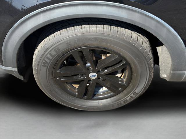 Used 2021 Ford Explorer XLT AWD/4WD image 29