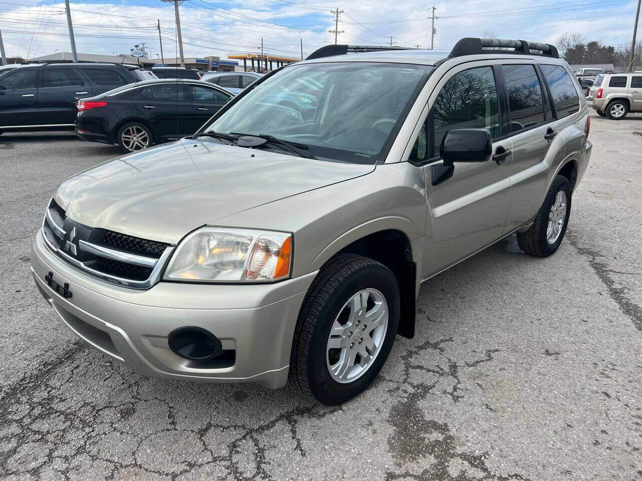 Used 2007 Mitsubishi Endeavor LS image 5