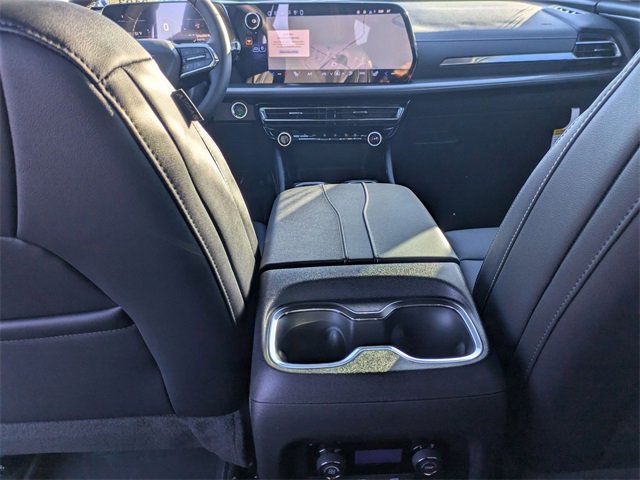 New 2026 Chevrolet Traverse LT w/ Driver Confidence Package image 29