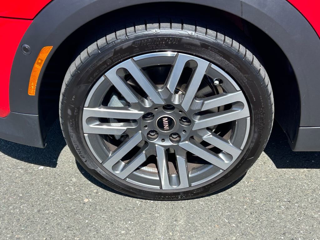 Used 2025 MINI Cooper S FWD image 9