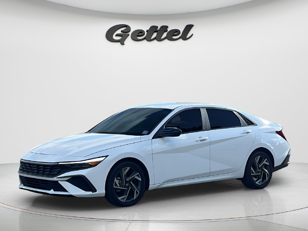 Used 2025 Hyundai Elantra SEL
