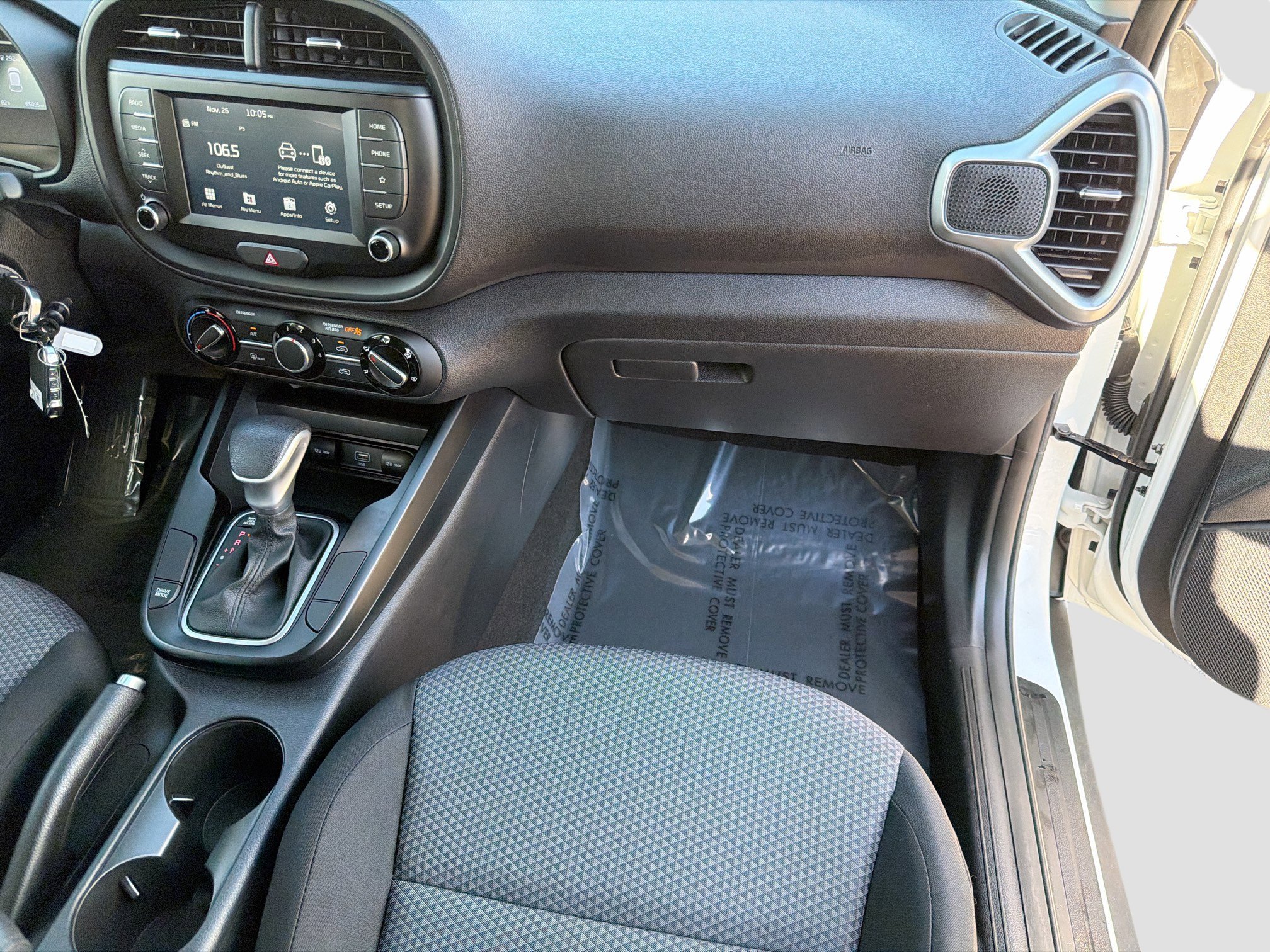 Used 2021 Kia Soul LX image 17