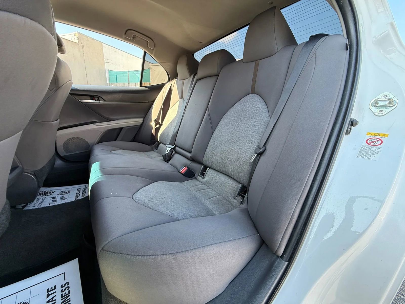 Used 2018 Toyota Camry LE image 11