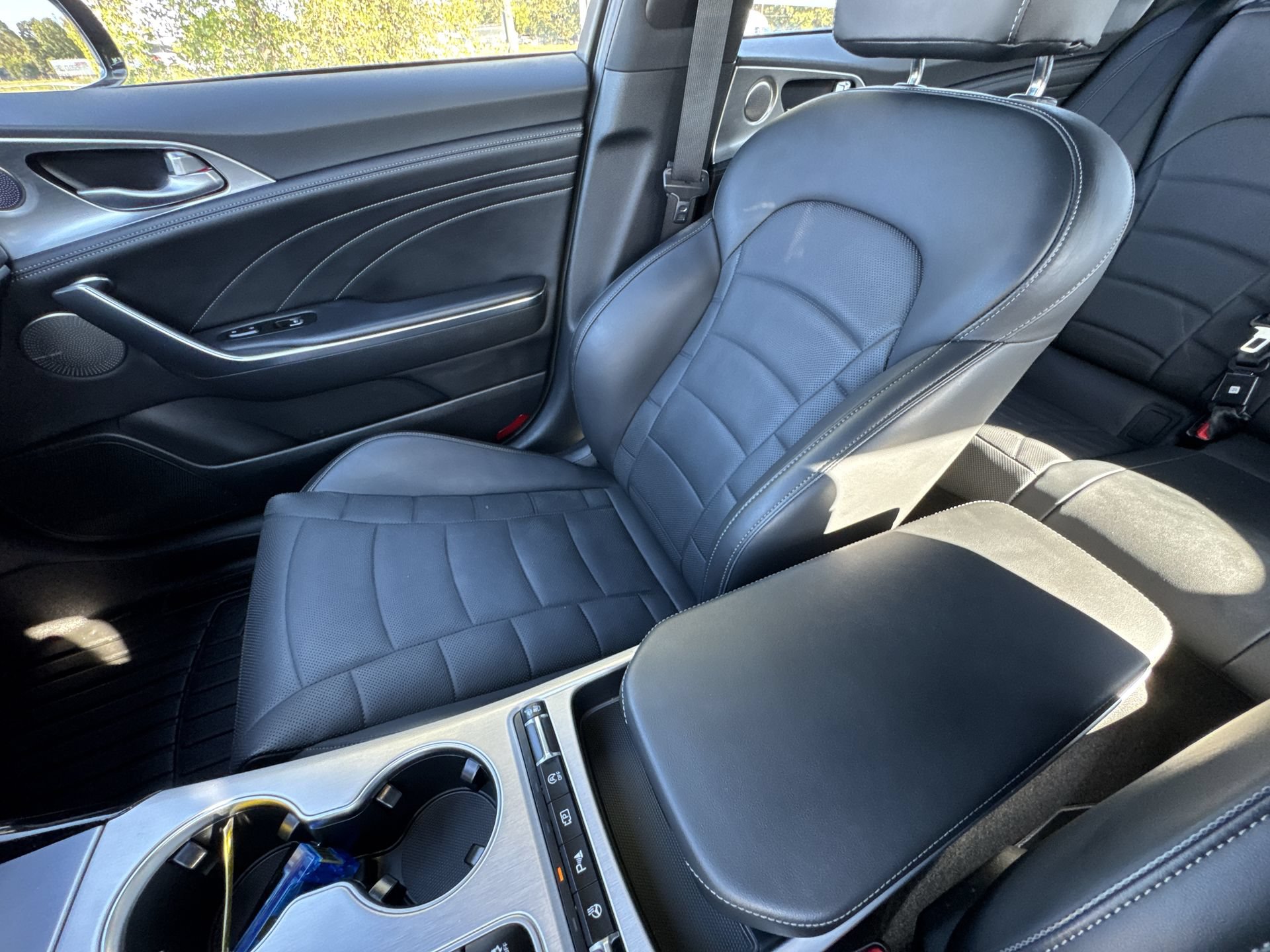 Used 2023 Kia Stinger GT2 AWD/4WD image 21