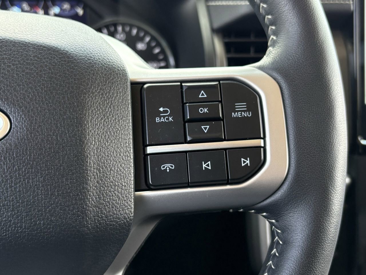 Used 2024 Ford Expedition XLT RWD image 17