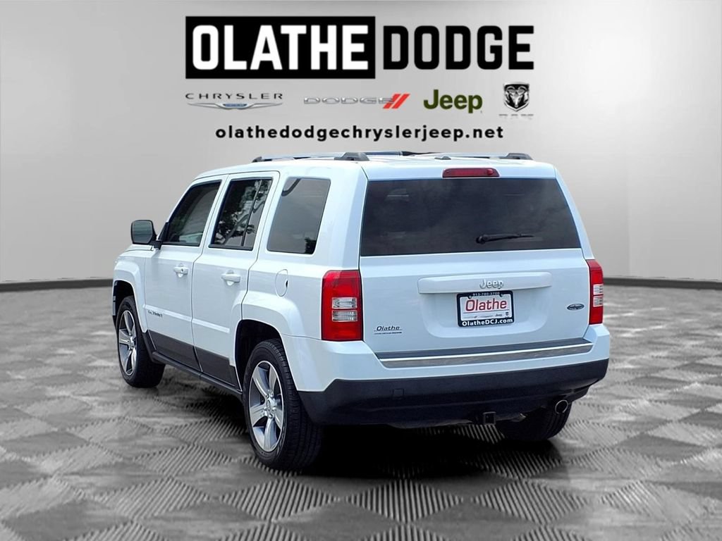 Used 2017 Jeep Patriot High Altitude FWD image 3