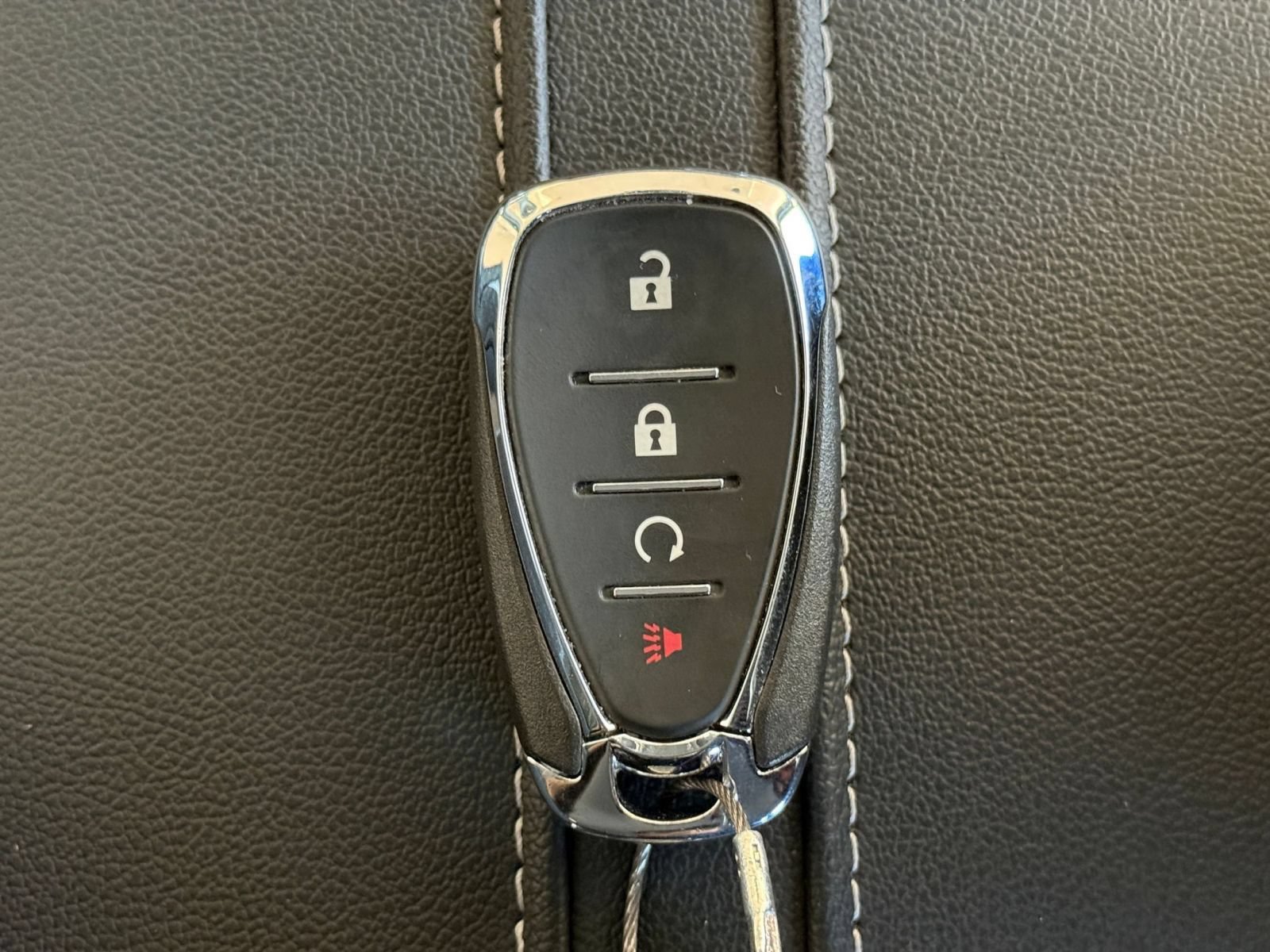Used 2026 Chevrolet Blazer LT FWD image 25