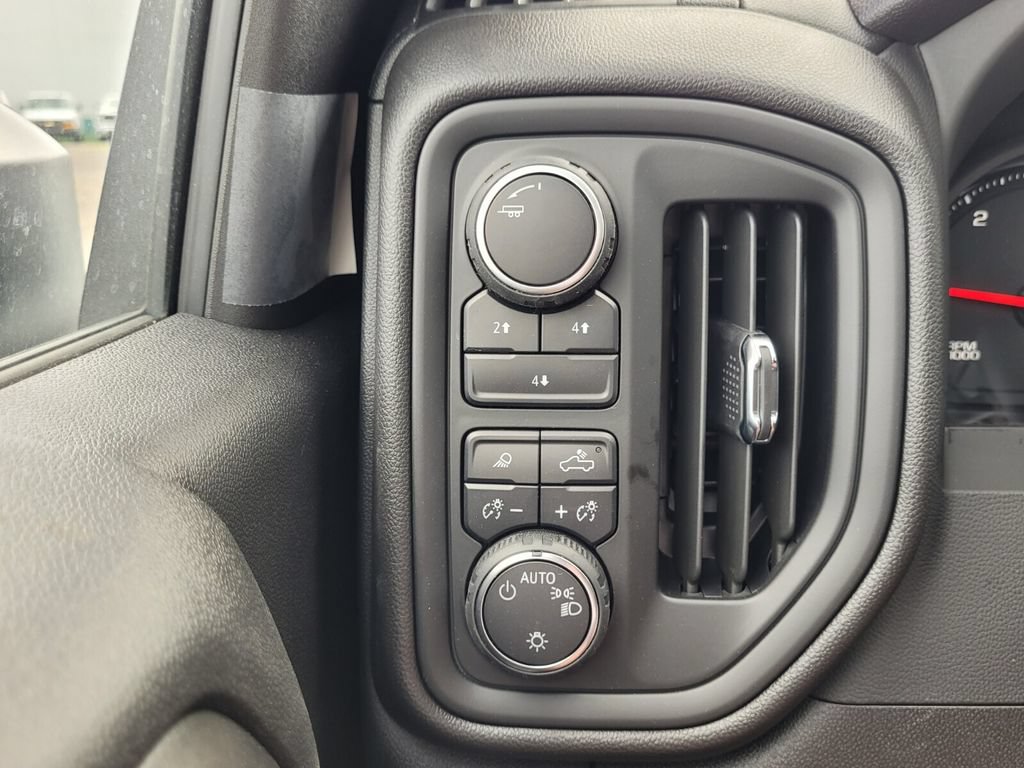 New 2025 Chevrolet Silverado 3500 W/T w/ WT Convenience Package AWD/4WD image 19