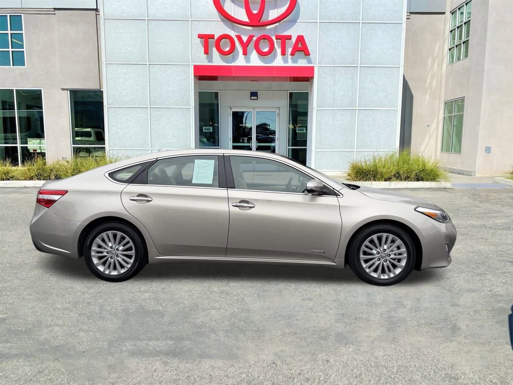 Used 2015 Toyota Avalon XLE Touring image 9