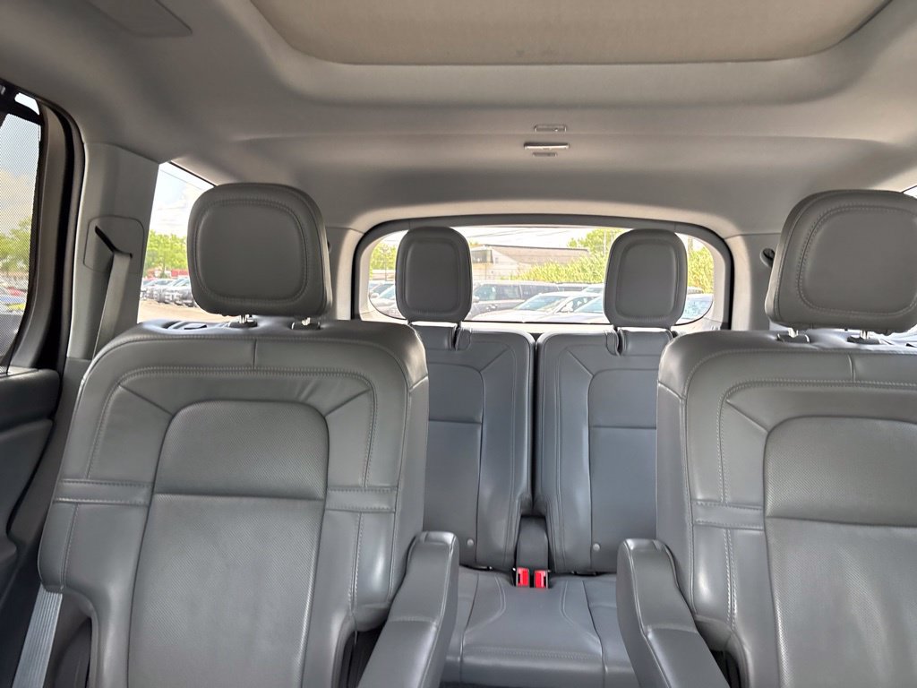Used 2020 Lincoln Aviator Reserve w/ Equipment Group 202A AWD/4WD image 40