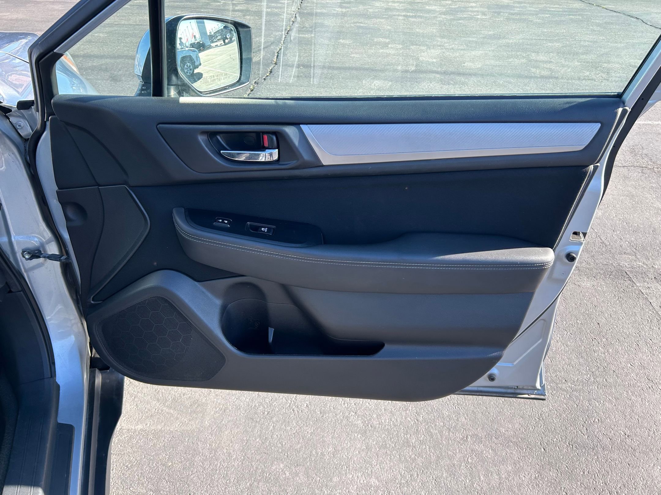 Used 2016 Subaru Outback 2.5i Premium image 27