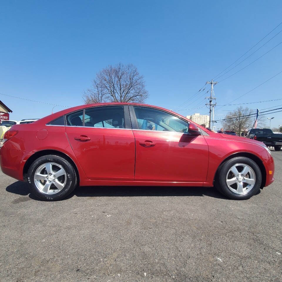 Used 2011 Chevrolet Cruze LT FWD image 6