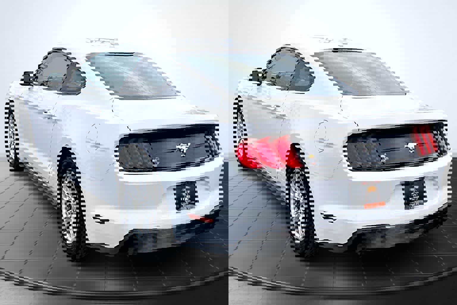 Used 2022 Ford Mustang Coupe image 4