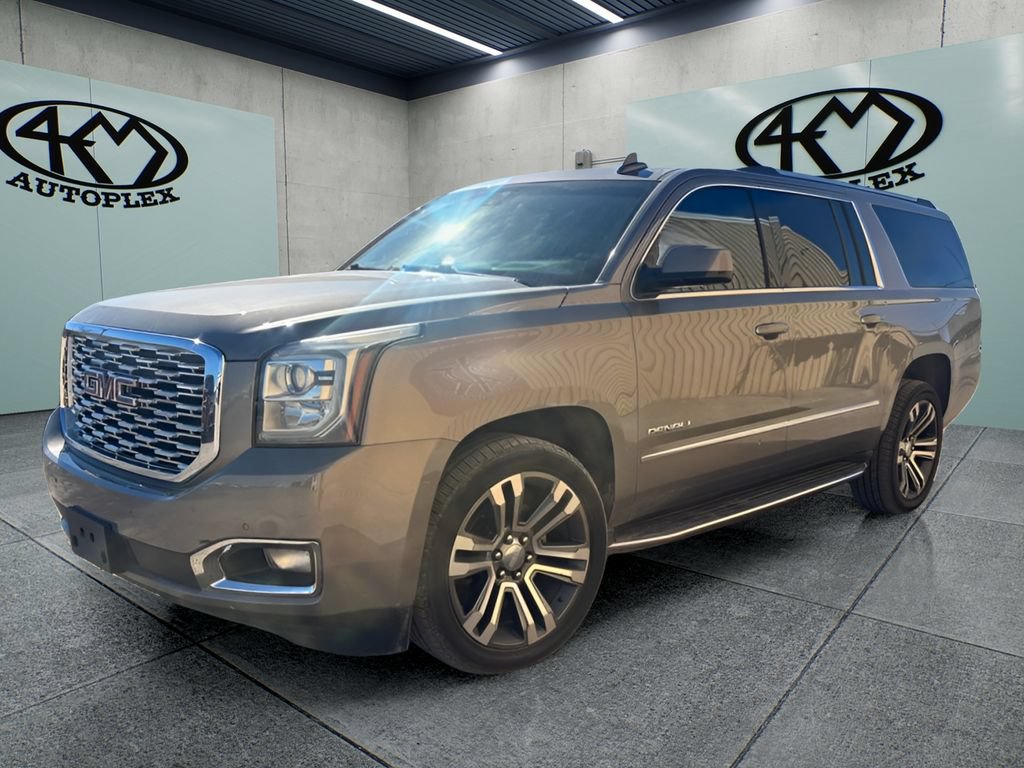 Used 2019 GMC Yukon XL Denali w/ Open Road Package AWD/4WD image 7