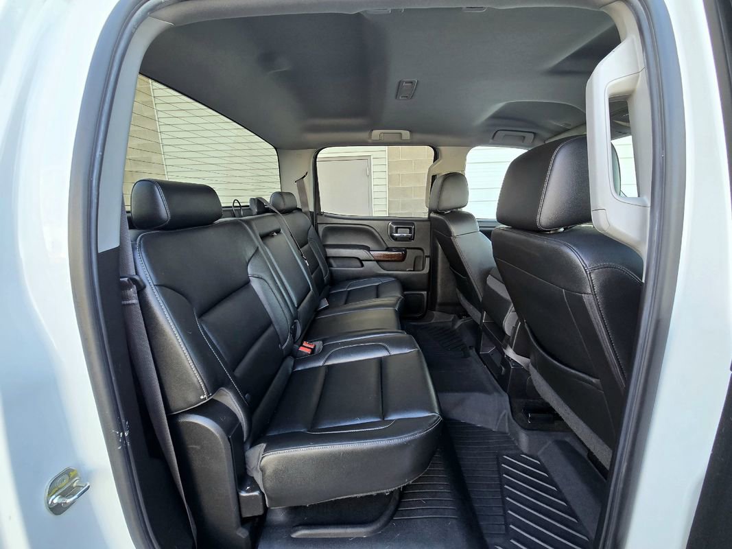 Used 2017 GMC Sierra 2500 SLT w/ Duramax Plus Package image 39