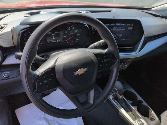 Used 2024 Chevrolet Trax LS w/ LS Convenience Package image 13