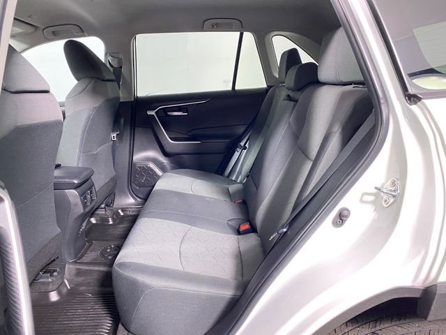 Used 2023 Toyota RAV4 XLE image 28