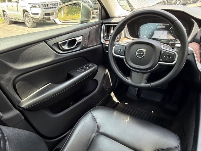 Used 2019 Volvo S60 T6 Momentum w/ Multimedia Package AWD/4WD image 43