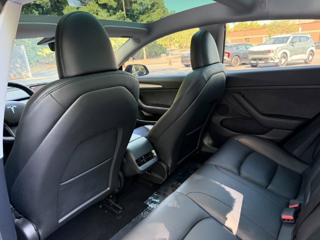 Used 2023 Tesla Model 3 Standard Range RWD image 19