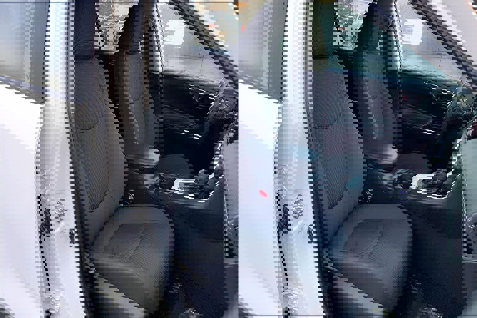 Certified 2021 Toyota RAV4 LE image 9