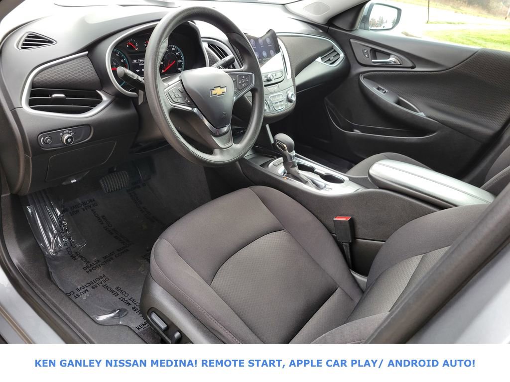 Used 2024 Chevrolet Malibu LT image 25