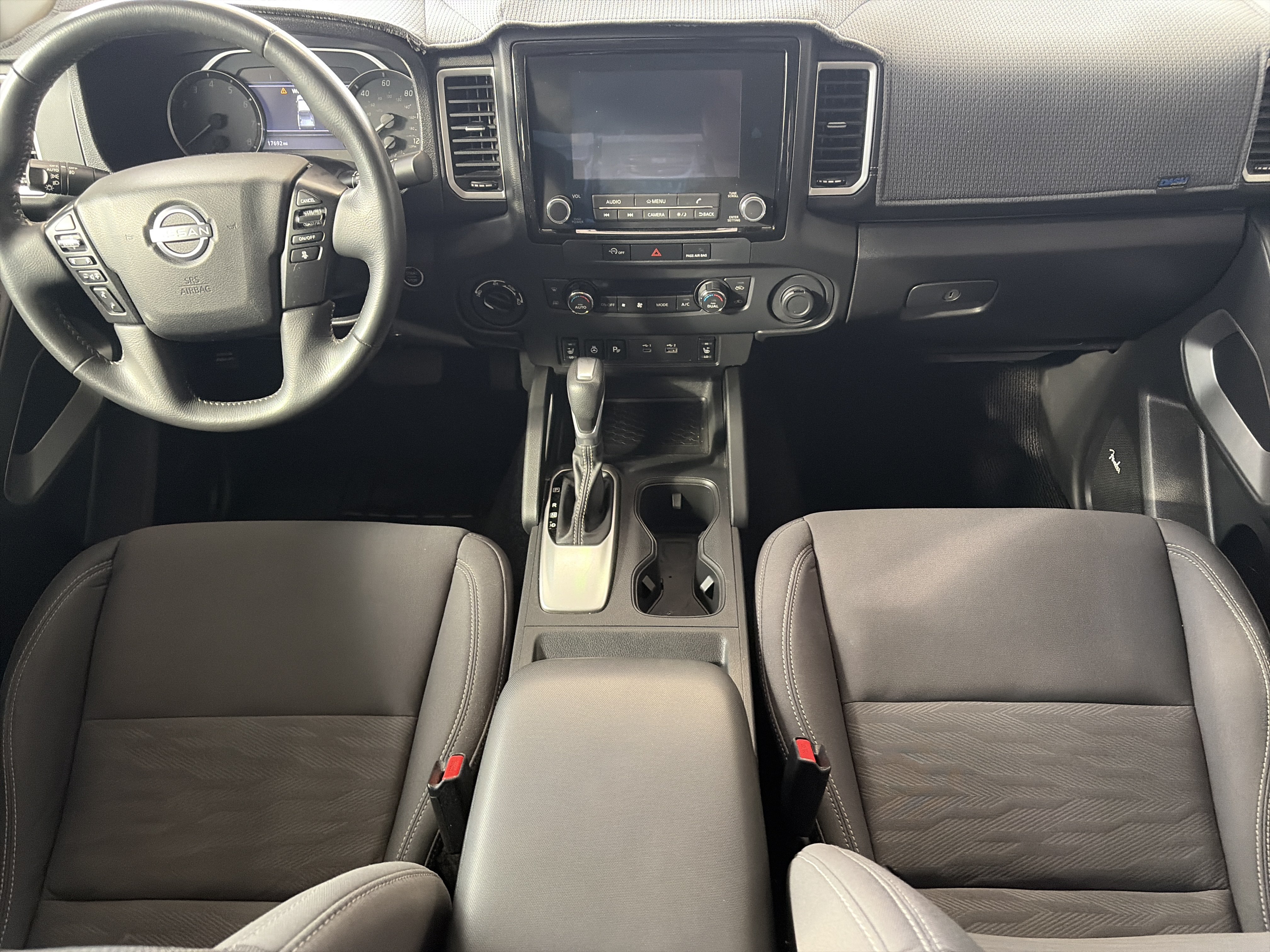 Used 2024 Nissan Frontier SV w/ SV Convenience Package AWD/4WD image 12