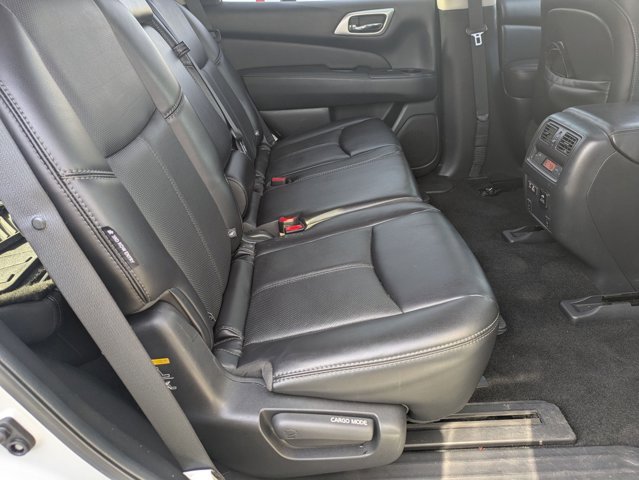 Used 2019 Nissan Pathfinder Platinum w/ Cargo Package image 22