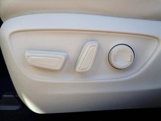 Used 2023 Toyota Highlander XLE image 13