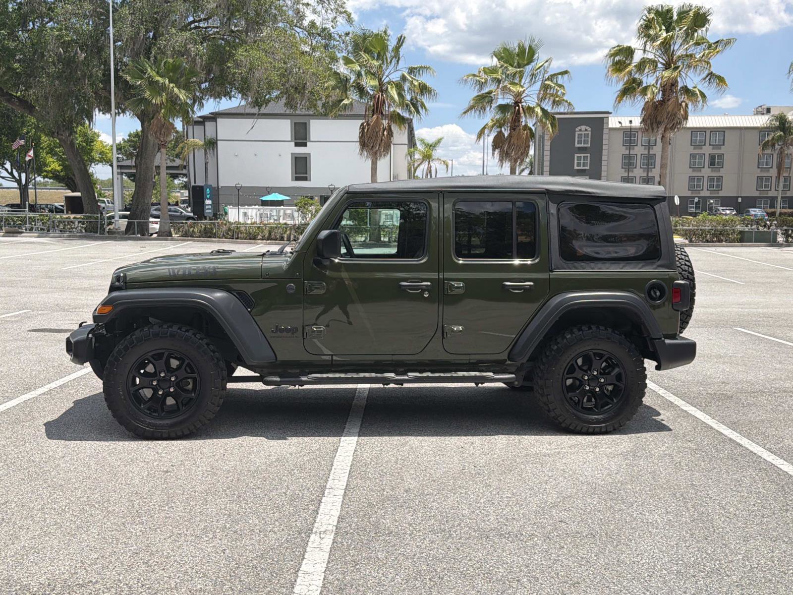 Used 2023 Jeep Wrangler Unlimited Sport AWD/4WD image 7