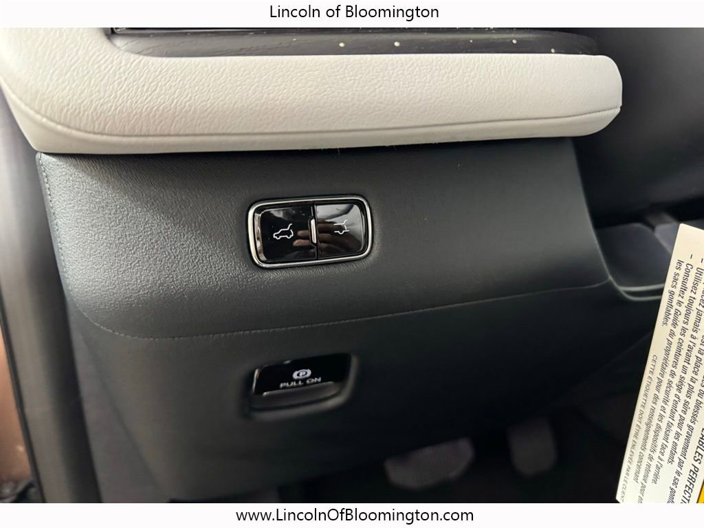 New 2025 Lincoln Navigator L Black Label image 22