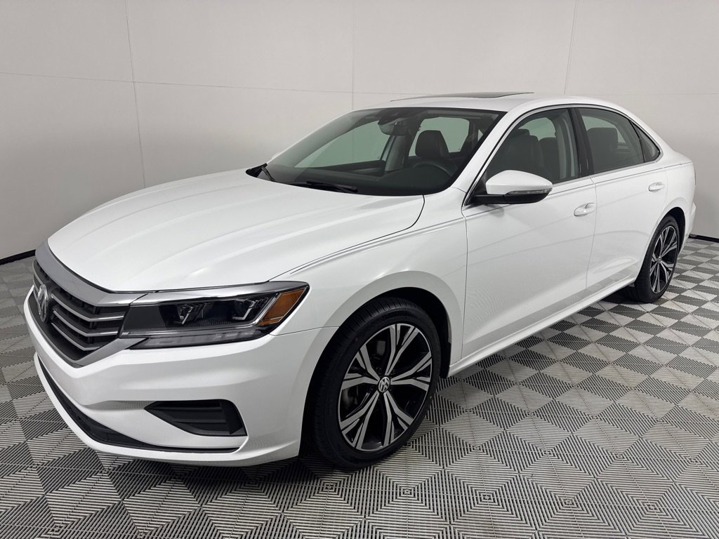 Used 2021 Volkswagen Passat 2.0T SE image 10