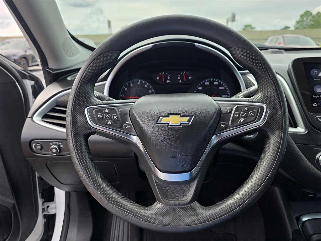 Used 2024 Chevrolet Malibu LT image 19