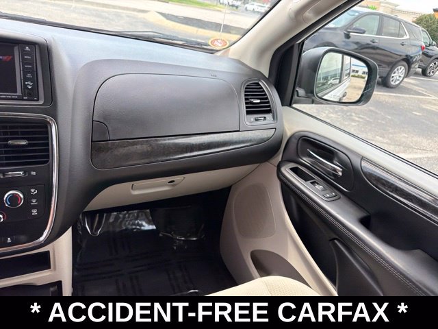 Used 2019 Dodge Grand Caravan SE FWD image 29