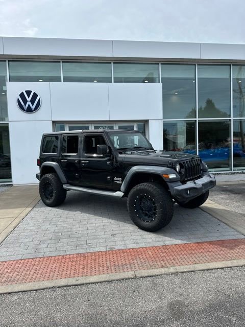 Used 2018 Jeep Wrangler Unlimited Sport S AWD/4WD image 2