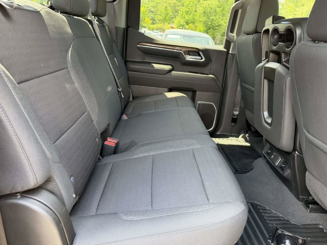 Used 2023 Chevrolet Silverado 1500 LT AWD/4WD image 12